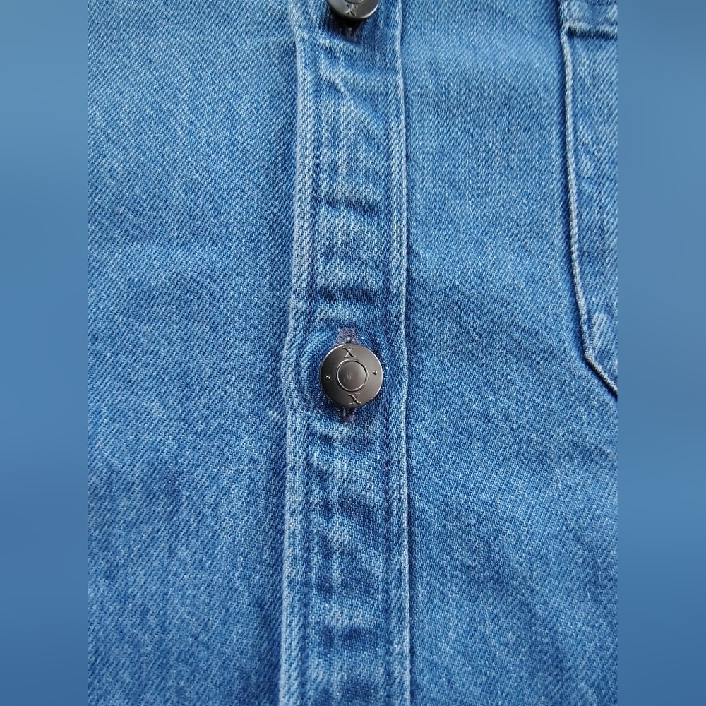 Express Blue Button-Up Denim Shirt Size XL - Picture 2 of 8